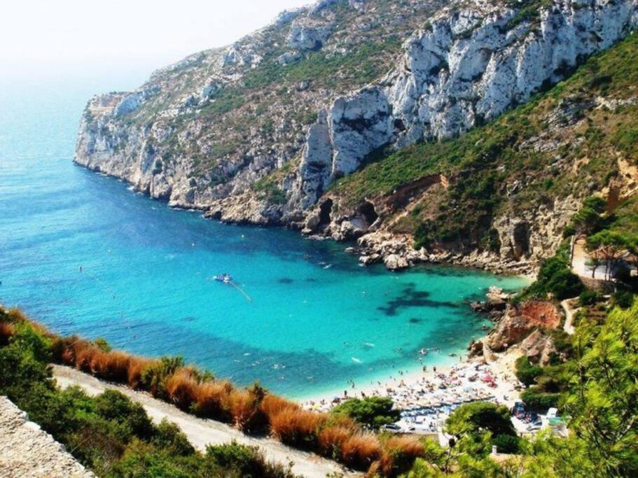 Cozy Walking Distance To The Arenal Apartment Javea