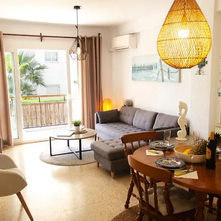 Cozy Apartment Walking Distance To The Arenal Beach Jávea Exterior photo